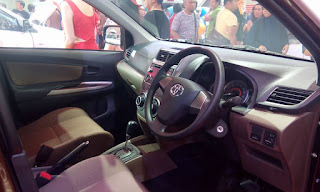 Grand New Veloz dan Grand New Avanza yang Baru di GIIAS 2015